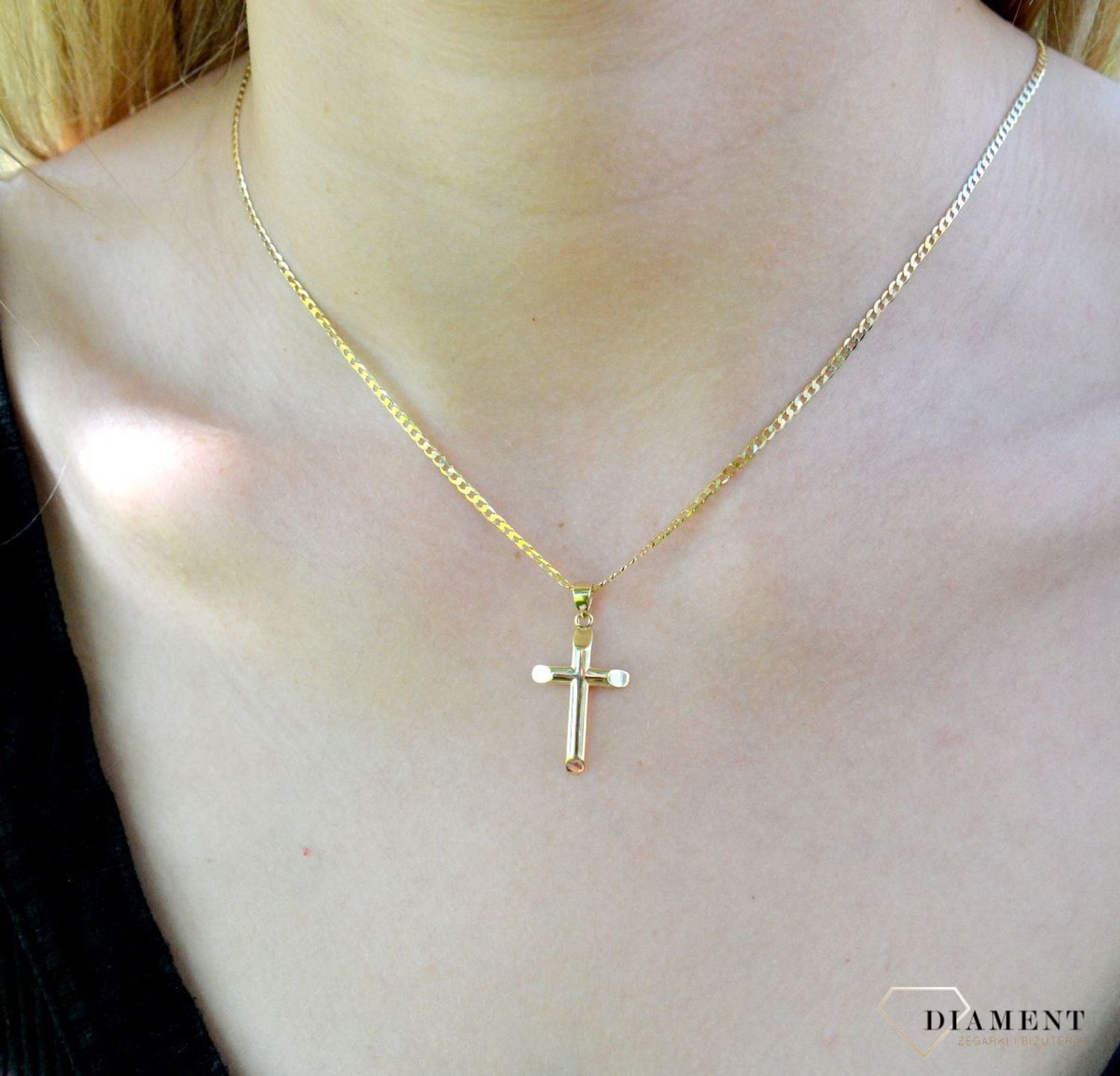 Złota zawieszka krzyżykk  ZA 5543 375.jpg